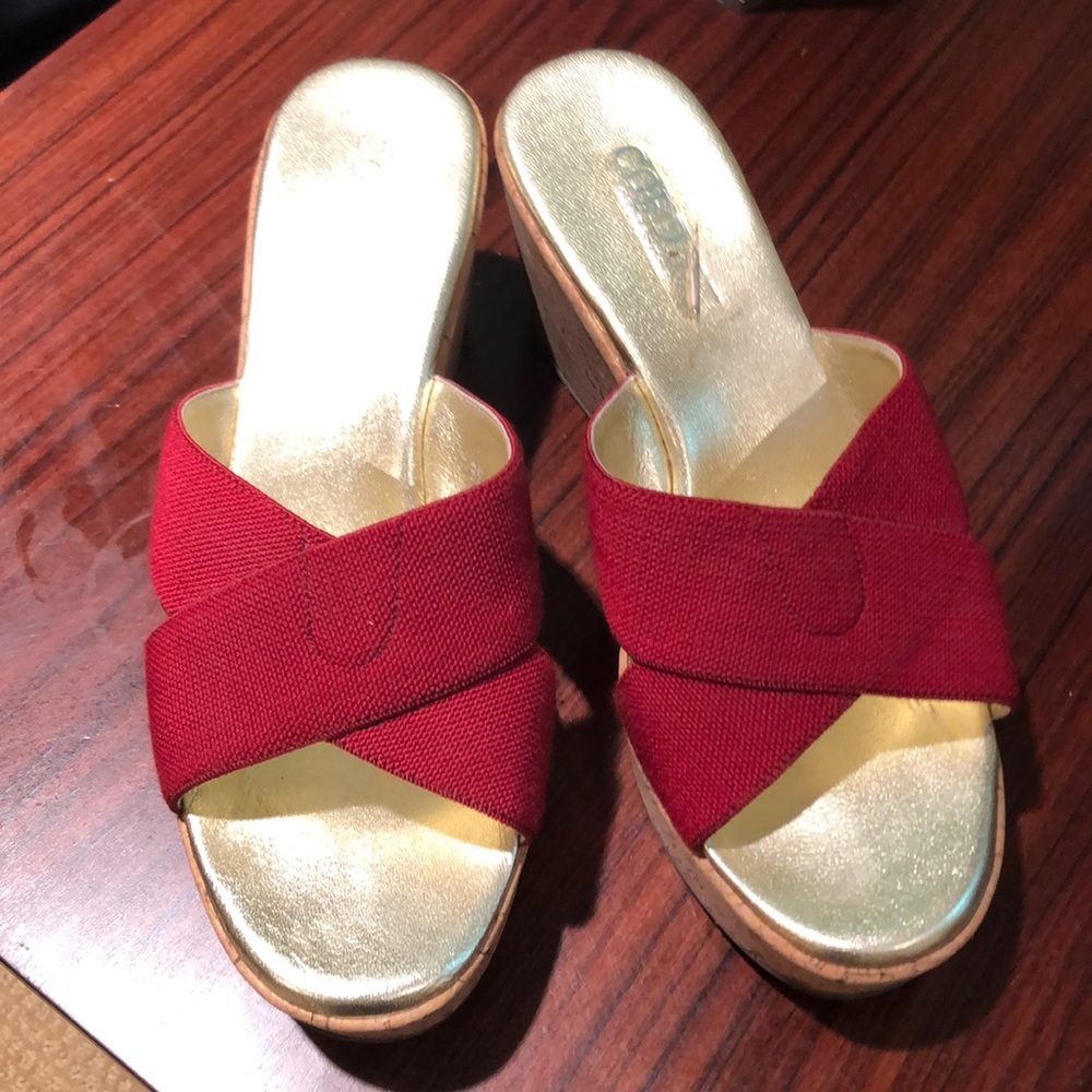 Red sandal  with cork heel